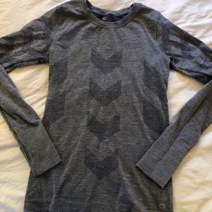 Gap Long Sleeve Active Wear